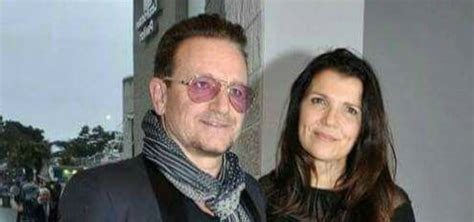 bono vox divorzia dalla moglie.
